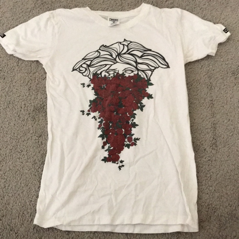 Crooks and castles t shirt